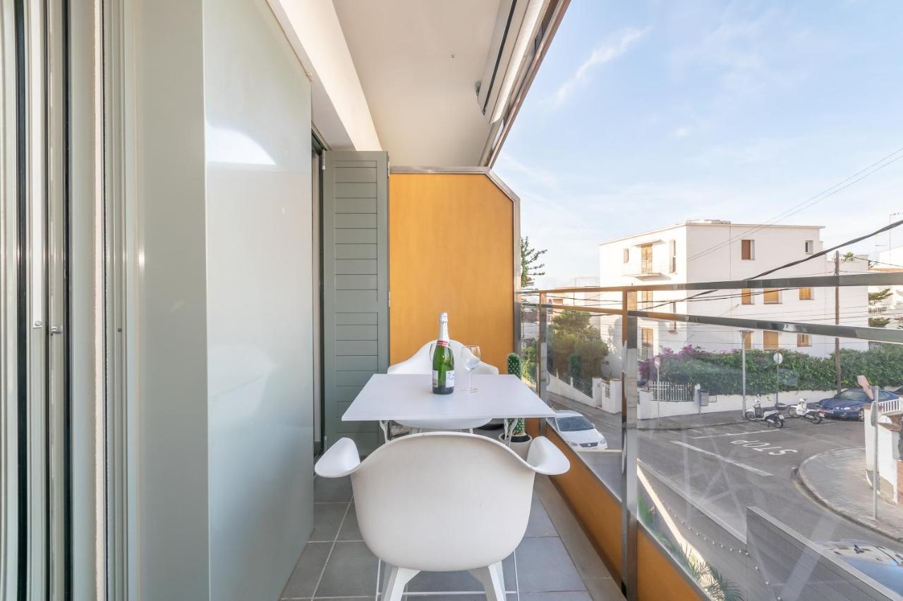 Sant Sebastia Moderno Apartamento A 100 Metros De La Playa Sitges Exterior photo